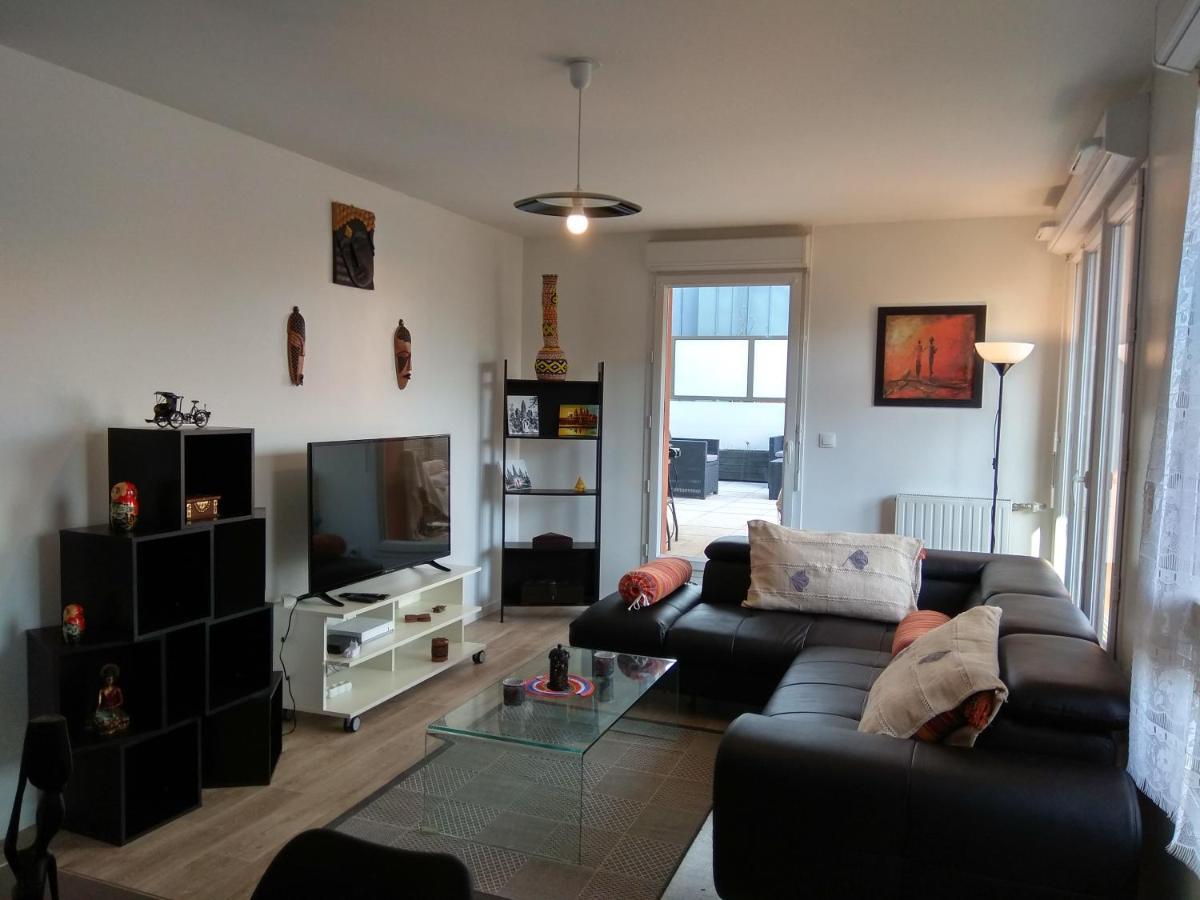 Saint Denis Appartement 2 Chambres Avec Parking 외부 사진